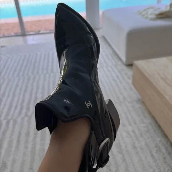 Black patent Leather Ankle Boots - Picture 5 of 5